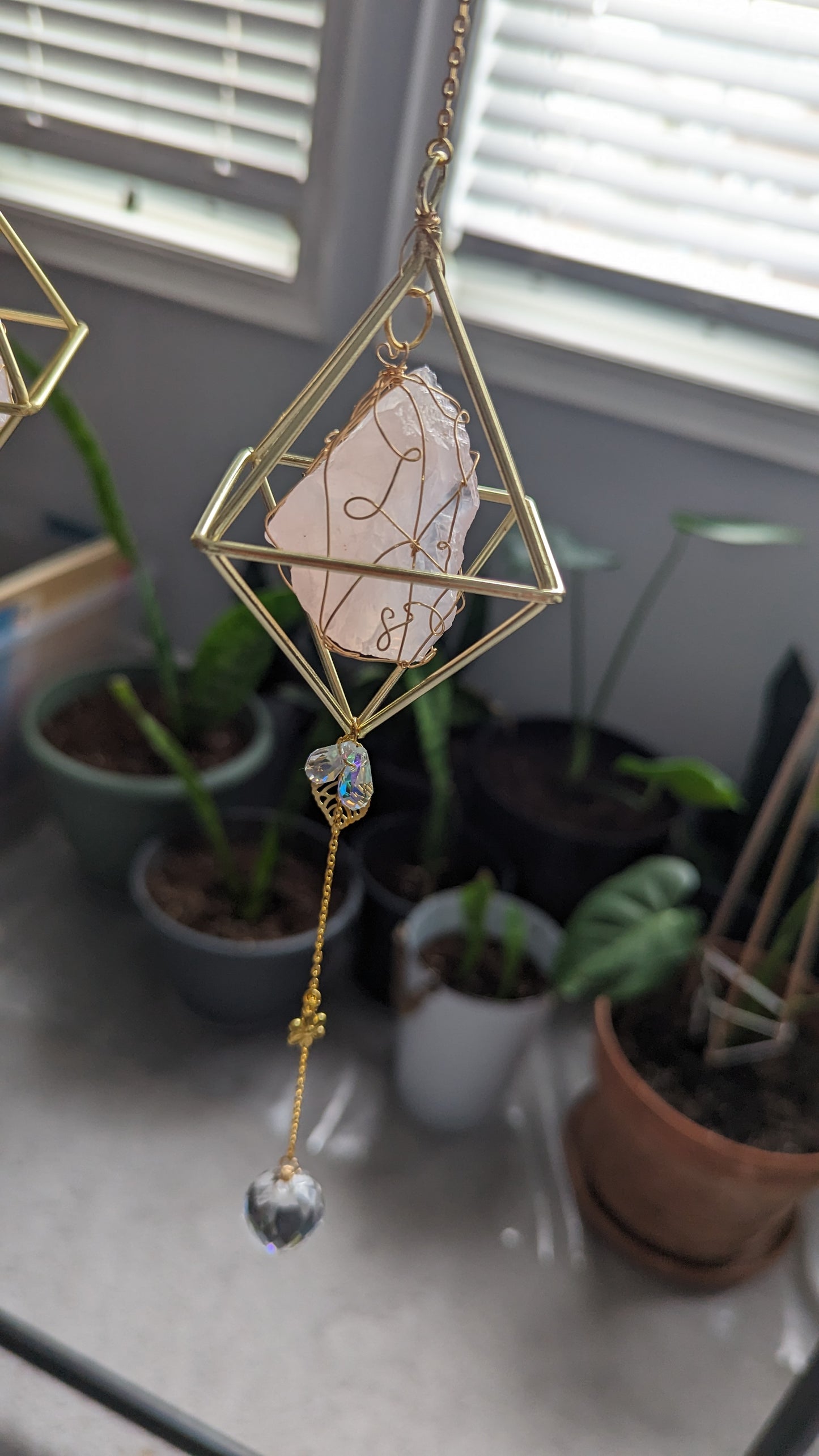 Rose Quartz IV Suncatcher || Wire Wrapped Crystal Suncatcher || Genuine Crystals|| Healing Décor || Inspired Vibrations